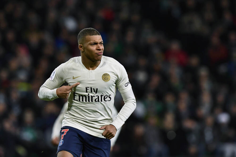 记者：送走菲尔克鲁格，西汉姆联至少可节省130万欧税后年薪